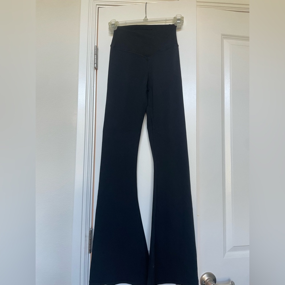 TALULAH Black Flared Leggings